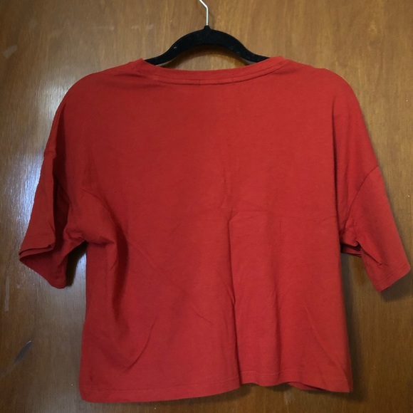 ⭐️ 2 for $10 ⭐️ Forever 21 Red Cropped Top - Picture 3 of 4